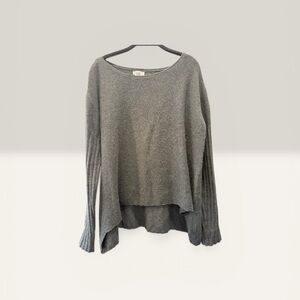 Portolano Gray Scoop Neck High-Low Knit Sweater